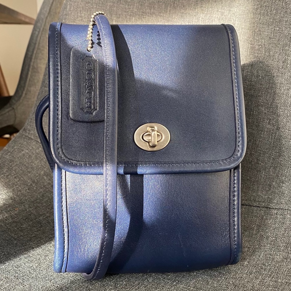 Vintage Coach Navy Scooter Crossbody Leather 9893